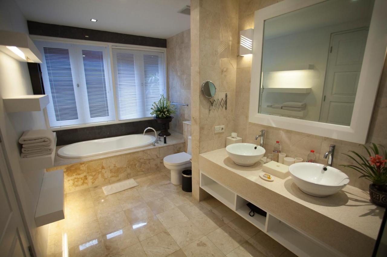 Lakshmi Luxury Villas, Walk To The Beach And Seminyak Shopping Eksteriør billede